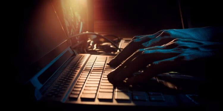 SpyAgent malware targets crypto wallets by stealing screenshots