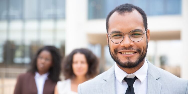 7 Ways To Tailor Your Resume For A Leadership Position