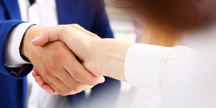 Apollo partners with Independent Advisor Solutions on retail private markets fund
