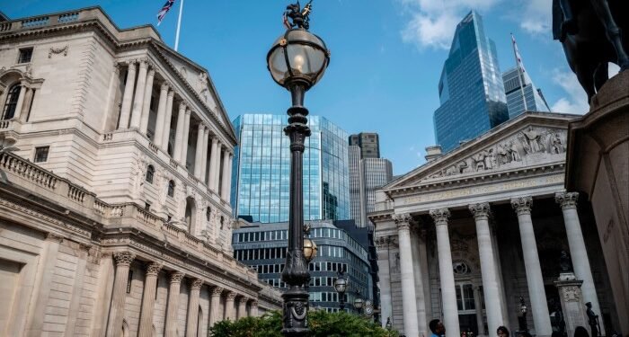 Bank of England holds interest rates at 4.75%