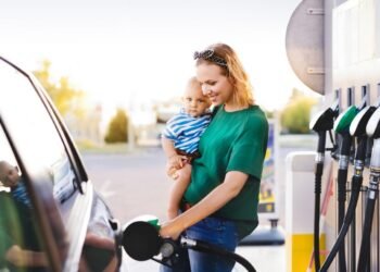 Chase Sapphire Cards Will Earn Extra on Instacart, Gas, Streaming (Limited Time)