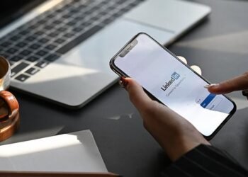 LinkedIn Cheat Sheet: 5 Tips For A Professional Profile