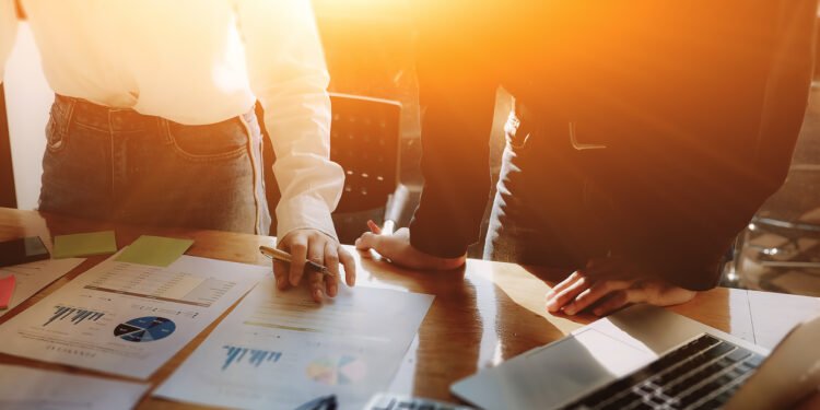 Oaktree launches semi-liquid private credit fund for wealth market
