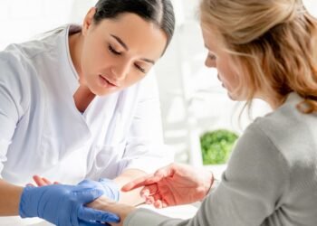 The Average Dermatologist Salary & Compensation Today