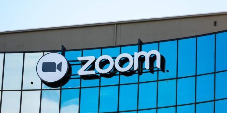Zoom COO Aparna Bawa sells $733,124 in stock By Investing.com
