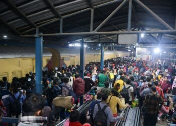 Death toll rises to at least 18 in New Delhi railway station stampede