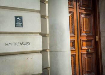 Treasury Committee demands clarity over FOS chief’s departure