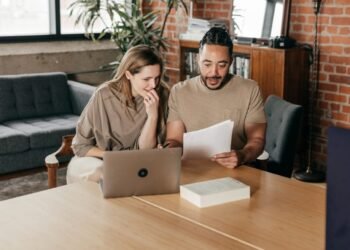 Weekly Mortgage Rates Slump, Along With Consumers’ Mood