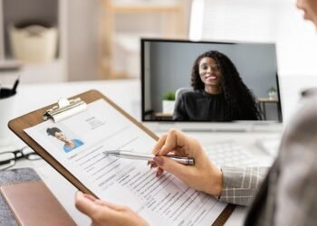 How To Market Yourself In A Job Search: The 7-Word Challenge