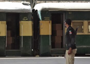 Pakistan train hijack hostages end ordeal with arrival in Quetta