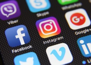 Phil Bray: How to succeed on LinkedIn