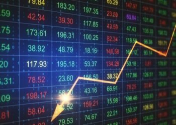 UK economy shrinks 0.1% in January amid decline in manufacturing