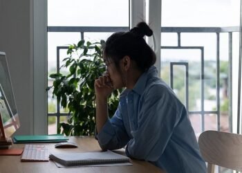 4 Things To Consider Before Taking A Lower-Level Position