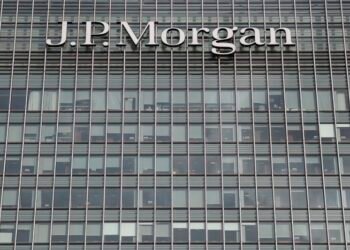 Global brokerages raise recession odds; J.P.Morgan sees 60% chance