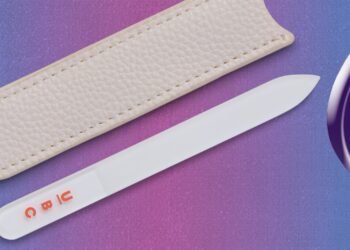 How A Glass Nail File Helped Me Grow My Natural Nails