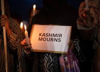 US in touch with India and Pakistan; urges work toward 'responsible solution'