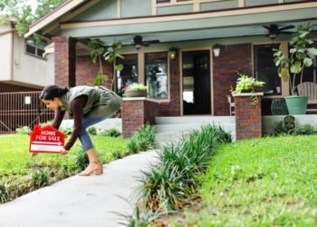 Weekly Mortgage Rates Rise at Exactly the Wrong Time
