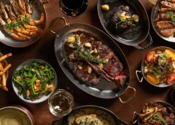 12 Best Steakhouses in Las Vegas for Showgirl, Mob-Boss, and Retro Vibes