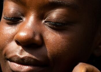 Black Experts Debunk The Vitamin D & Sunscreen Myth