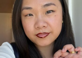 How Good Are Sacheu’s Viral Peel-Off Lip Liners? 5 Editors Find Out