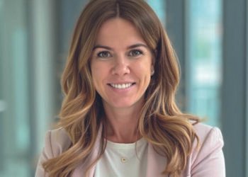 Molly Hepburn - Kuflink