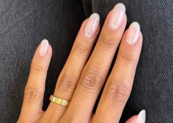 No-Makeup Manicure Is The Latest Minimalist Nail Trend