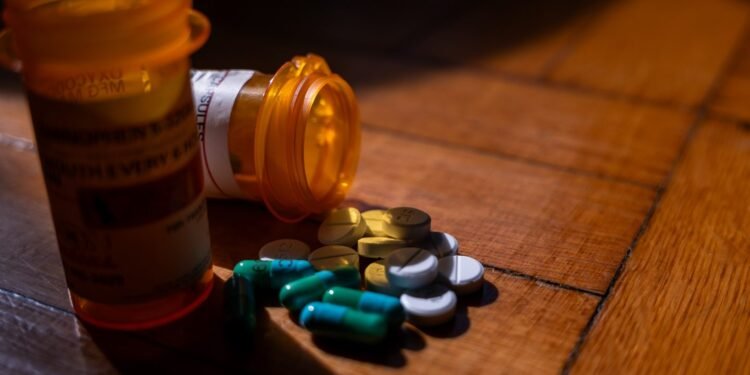 Medication, Pill, Alcohol