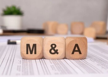 Fintech platform iCapital is acquiring Citi Global Alternatives, the advisor to Citi Wealth's global alternative investment fund platform, for an undisclosed sum.