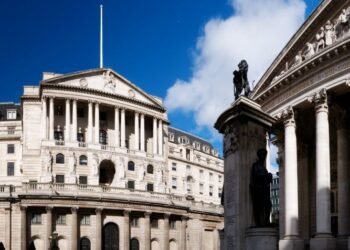 BoE holds interest rates at 4.25%