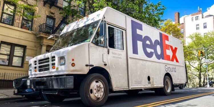 Four Ways to Deal With Repeated ‘Delivery Attempted’ Messages When You’re Actually Home