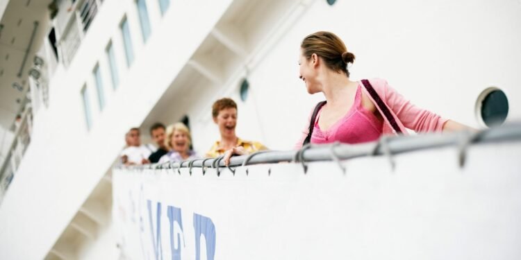 How Long Does It Take to Disembark a Cruise Ship?