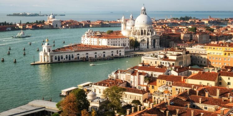 Condé Nast Traveler