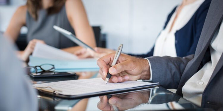 Pantheon partner Helen Steers to retire at end 2025