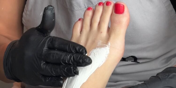 Why You Try A Medical Pedicure For Your Feet In Summer