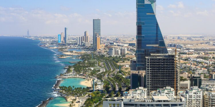 Alkhabeer Capital signs agreement with Fasanara in Saudi