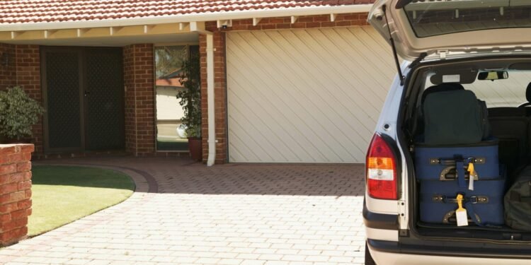 Cost to Repave a Driveway in 2025