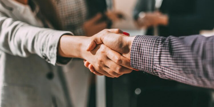 Fifth Third bank and asset manager Eldridge Capital Management have announced a strategic partnership to help commercial banking clients.