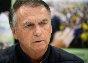 Lawyers for Brazil's Bolsonaro say he did not violate social media ban