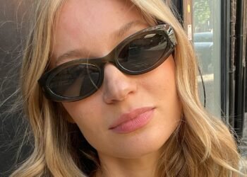 "Teddy Blonde" Is The Low-Effort Hair Color For Summer