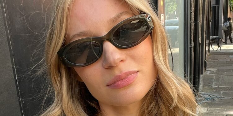 "Teddy Blonde" Is The Low-Effort Hair Color For Summer