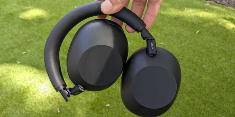 The Spatial Audio Feature on the WH-1000XM6 Is Surprisingly Good