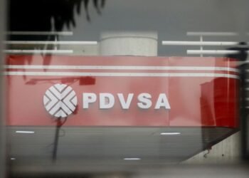 US prepares to allow limited oil operations in Venezuela, starting with Chevron, sources say