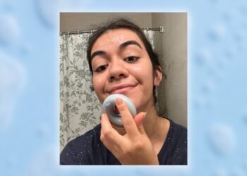 ZIIP Dot Acne Microcurrent Clear Skin Device Review