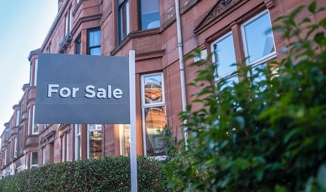 Waiting game: More sellers are cutting the asking price of their home after it fails to sell