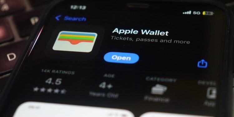 Apple Wallet Will Soon Be Able to Track Your Amazon Purchases and Returns