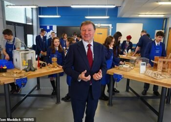 Important message: Christopher Nieper at the David Nieper Academy