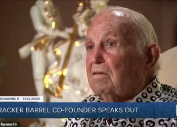 Cracker Barrel's co-founder Tommy Lowe, 93, slammed the chain's now-axed logo rebrand