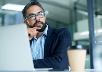 Do I Need a Financial Advisor? How to Tell It’s Time to Hire a Financial Planner