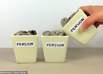Self employed pension crisis: The SMF is urging the government to encourage more to save