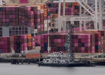 Explainer-How the end of de minimis exemption will impact U.S. shoppers and businesses